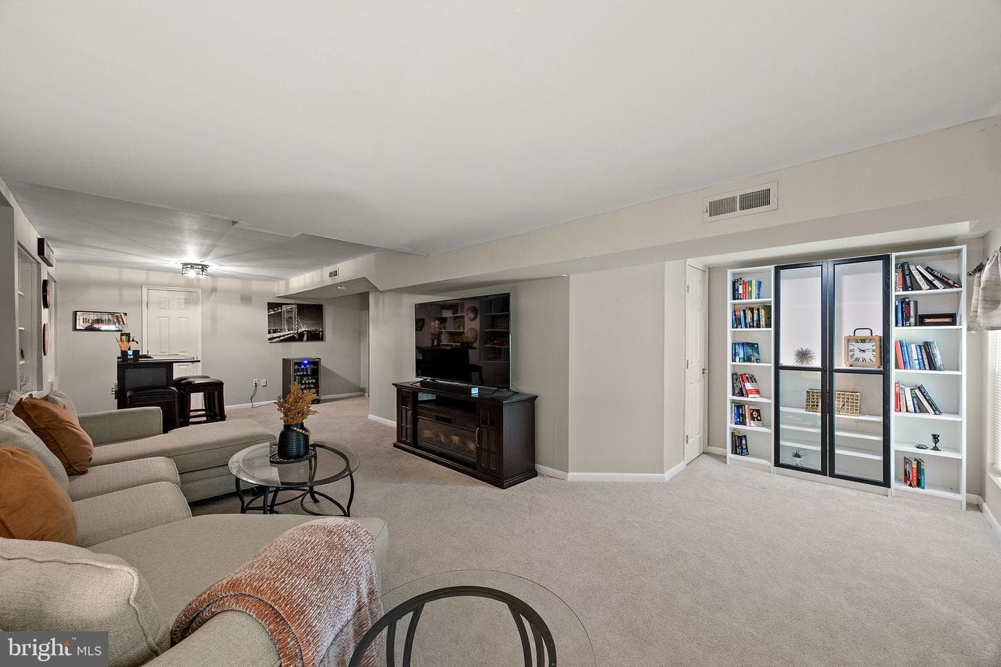 106 Knollwood Court photo 24