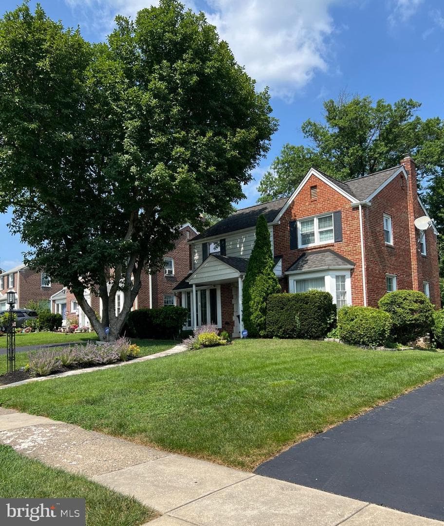 1615 Earlington Road photo 2