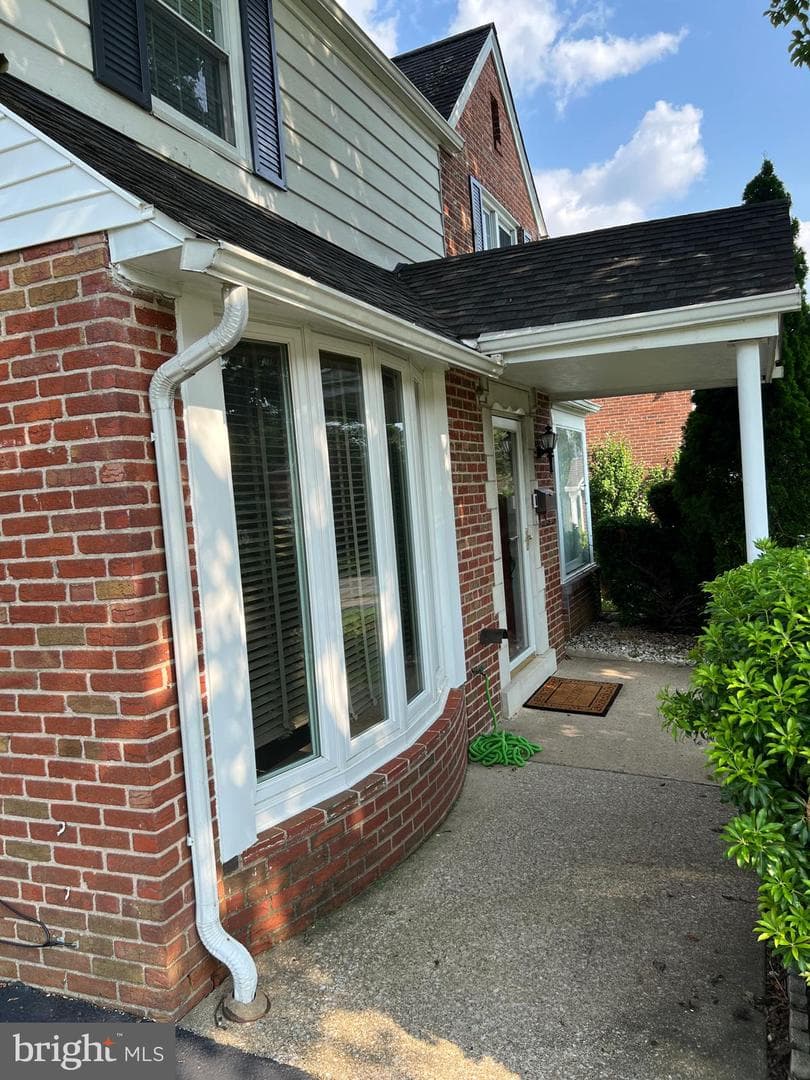 1615 Earlington Road photo 3