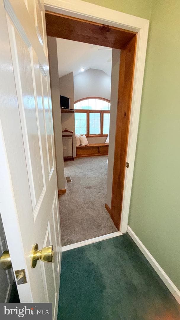 415 W Grays Avenue photo 46