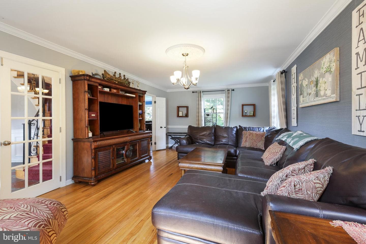 417 Derwyn Road photo 10