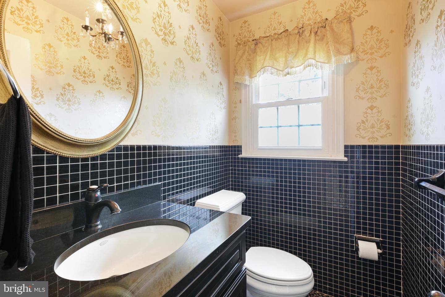 417 Derwyn Road photo 25