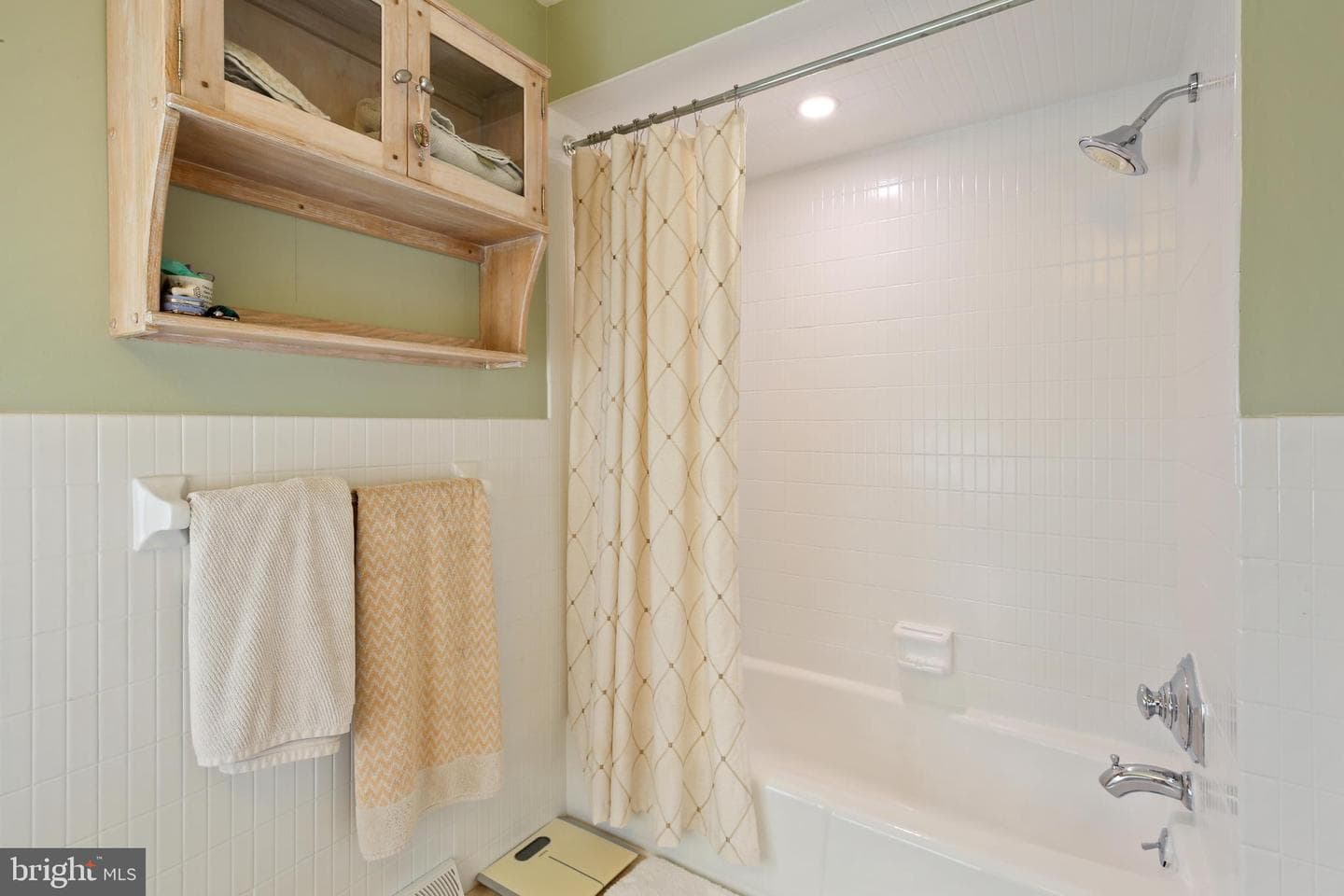 417 Derwyn Road photo 30