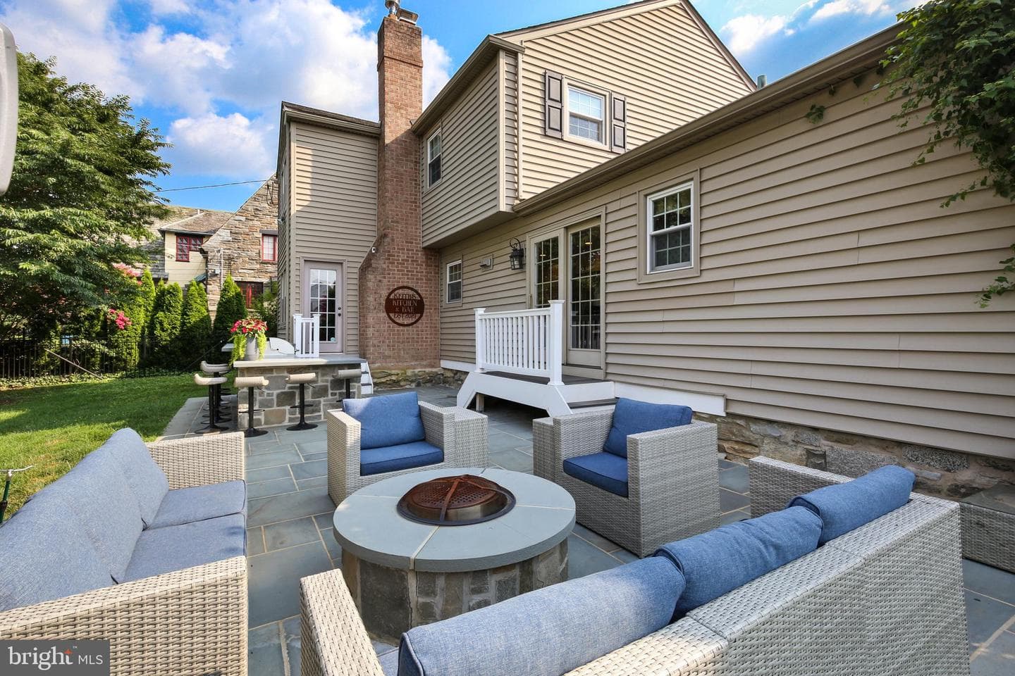417 Derwyn Road photo 33