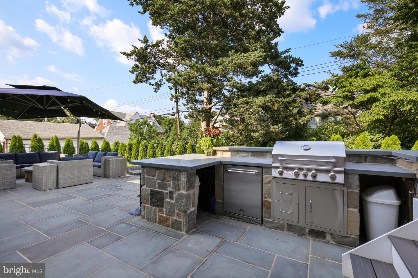 417 Derwyn Road photo 34