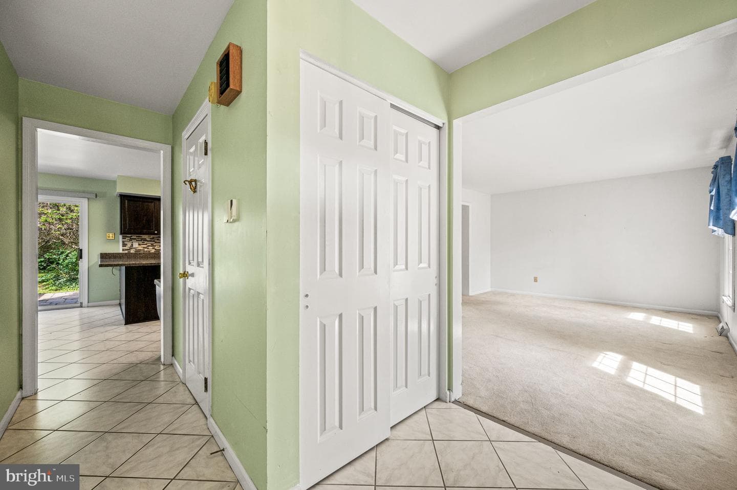 23 E Knowlton Road photo 5