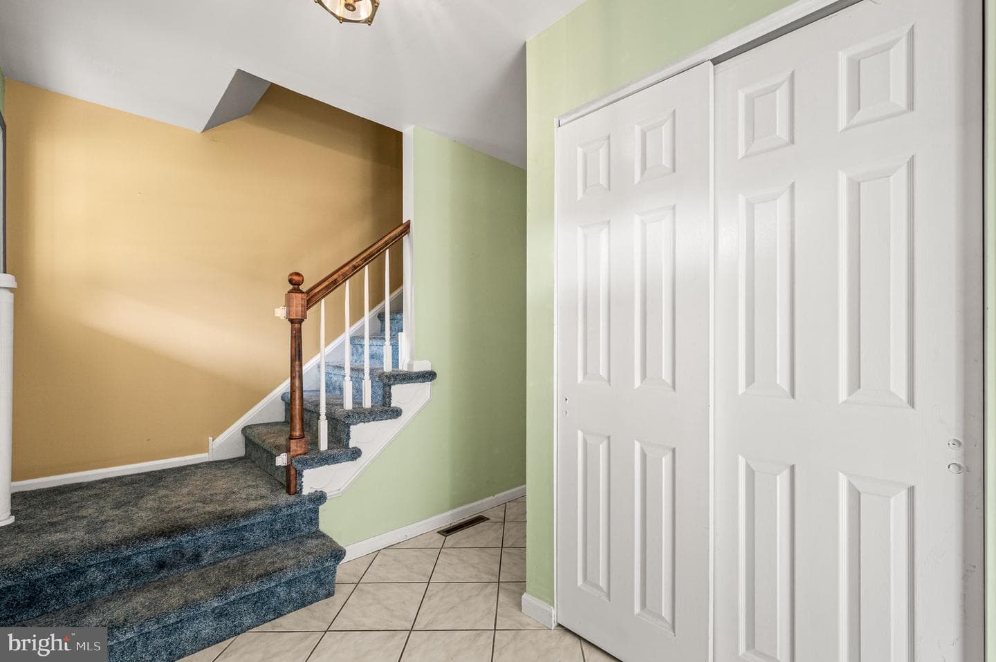 23 E Knowlton Road photo 6