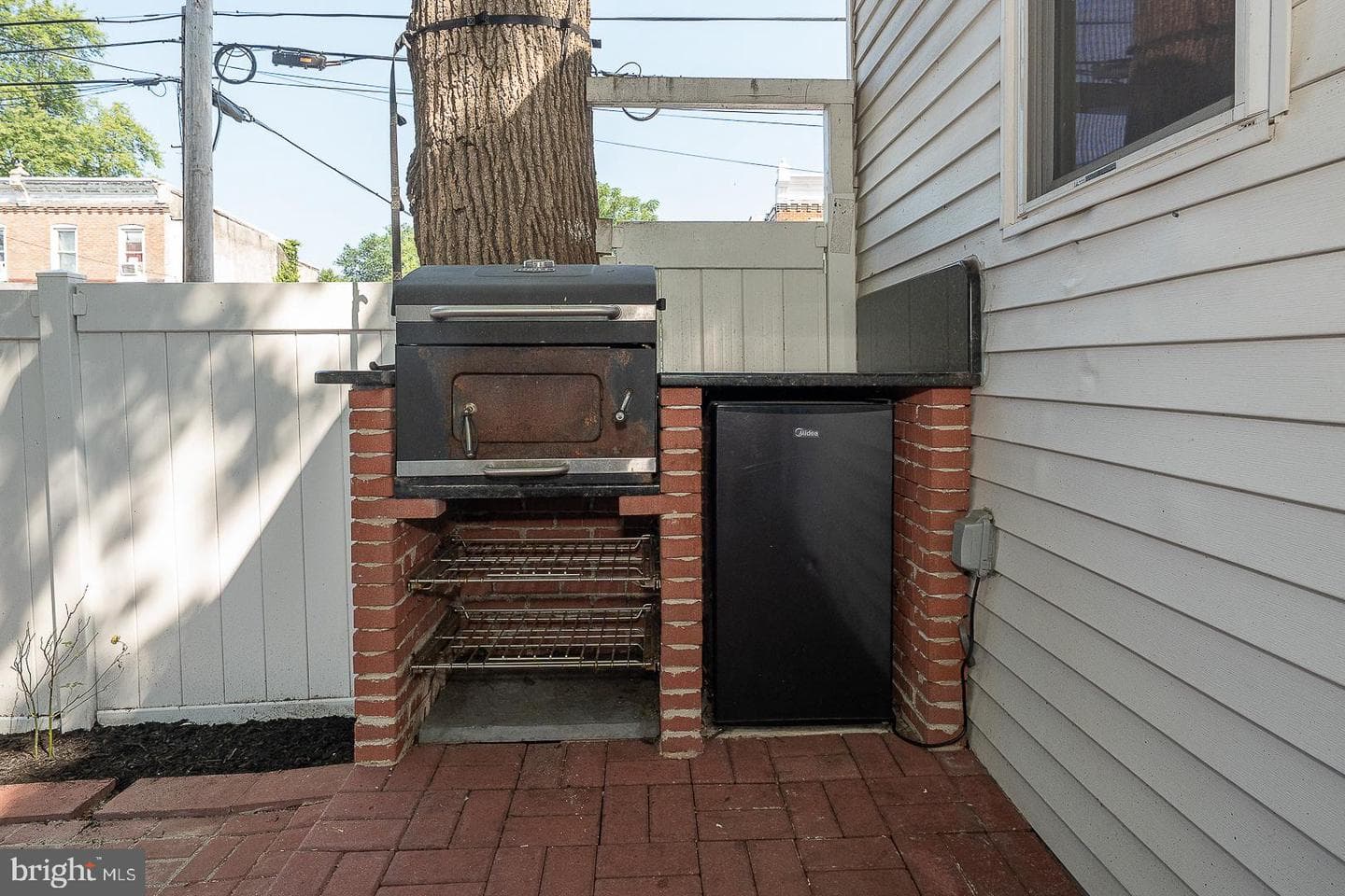 936 Potter Street photo 22