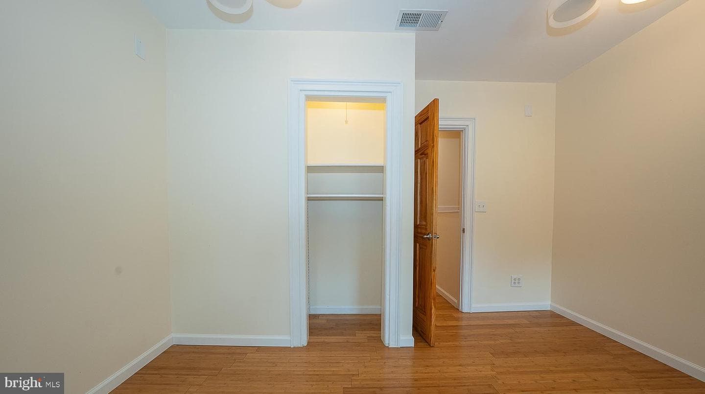936 Potter Street photo 29