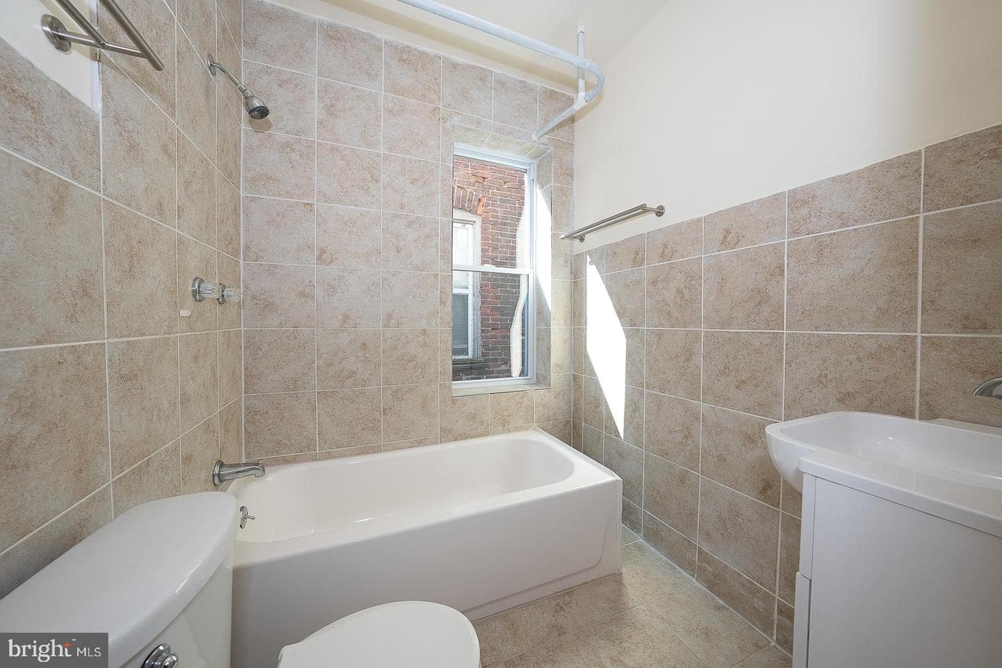 936 Potter Street photo 30
