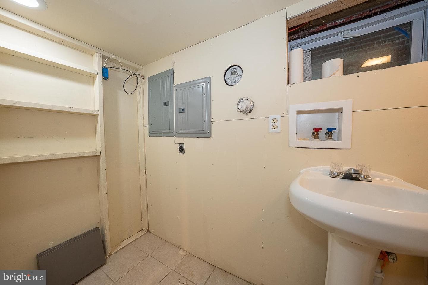 936 Potter Street photo 43
