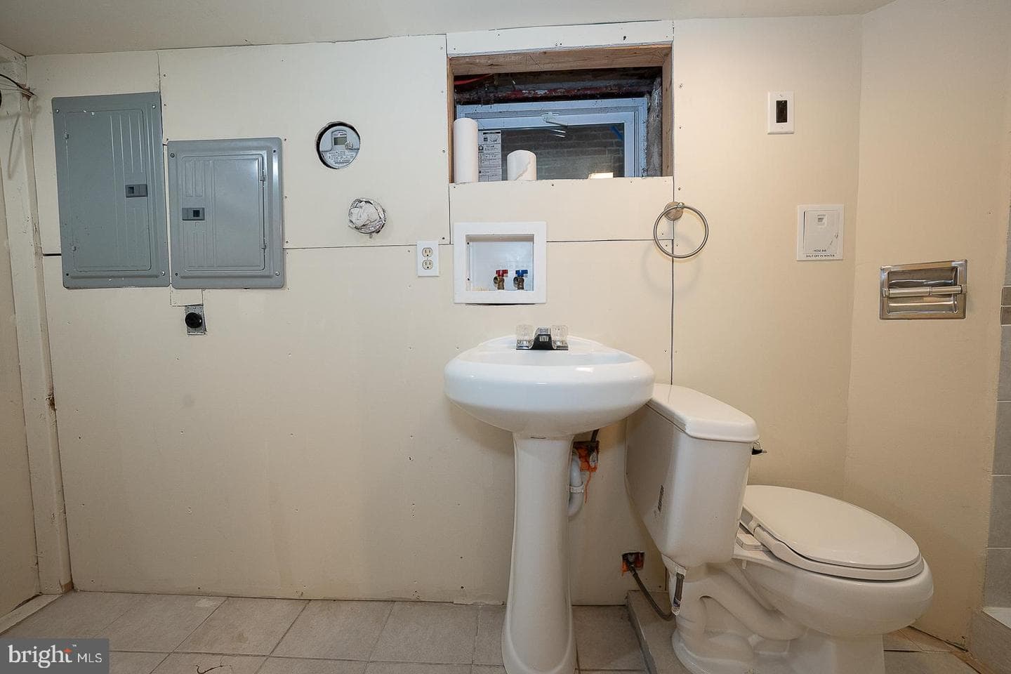 936 Potter Street photo 44