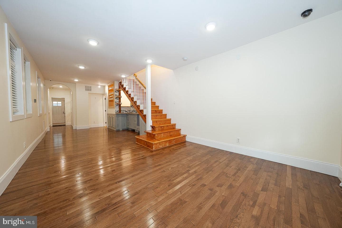 936 Potter Street photo 7