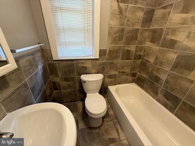941 Glen Terrace photo 12