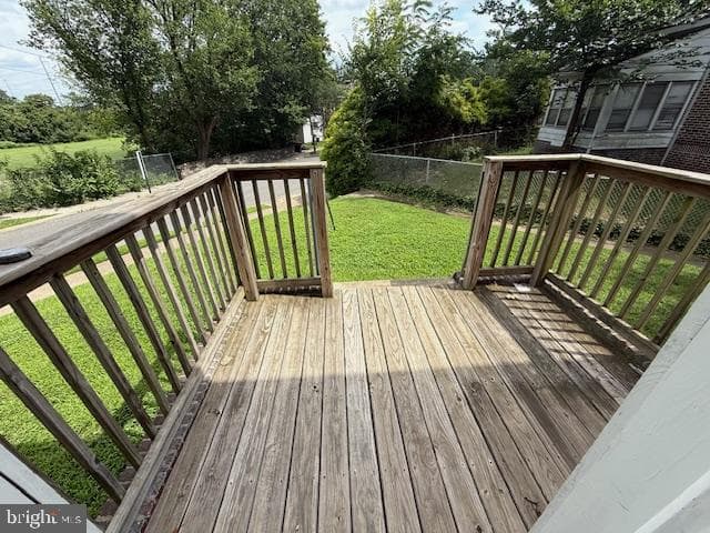941 Glen Terrace photo 14