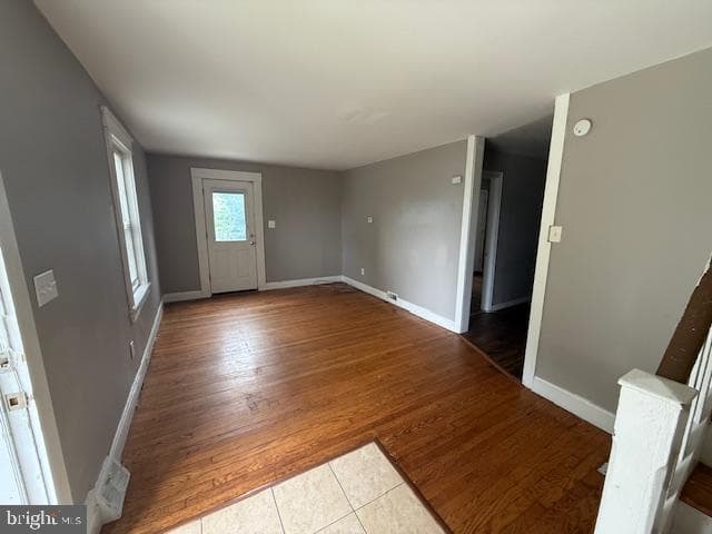 941 Glen Terrace photo 3