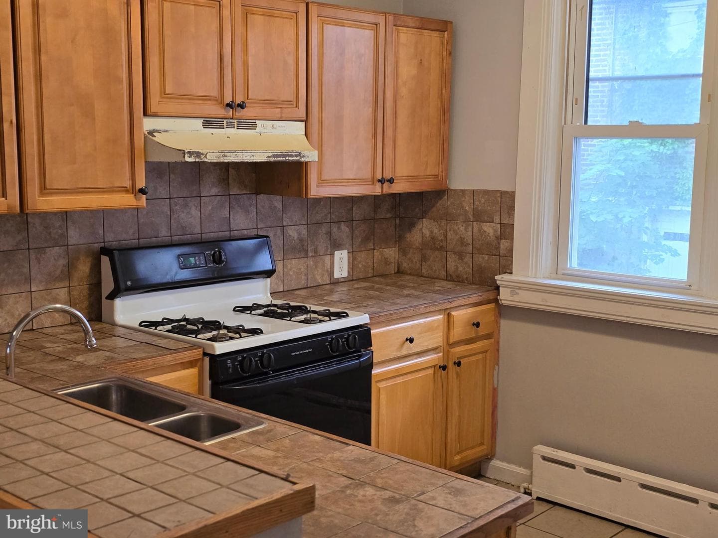 306 Berbro Street photo 11