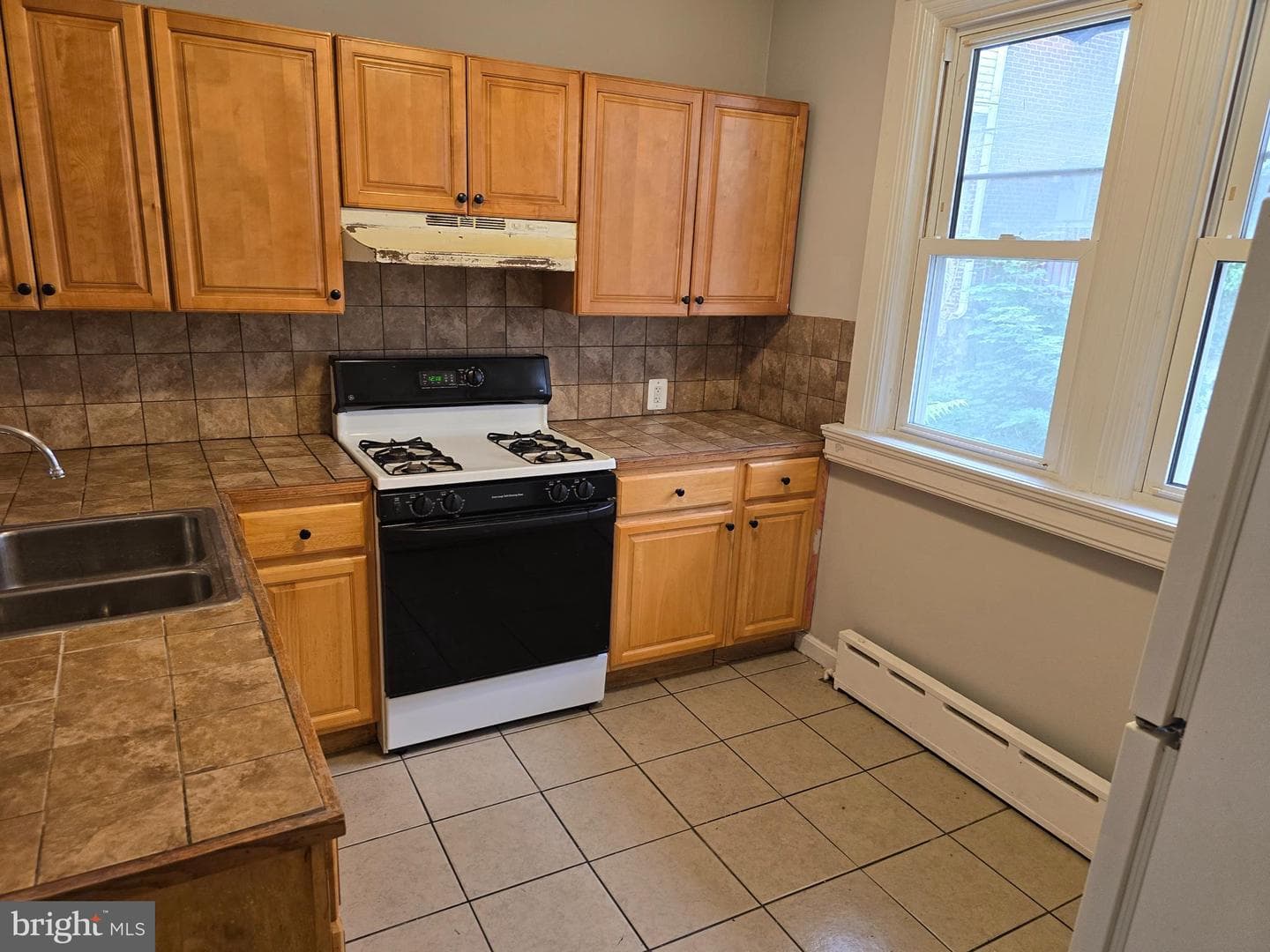 306 Berbro Street photo 6