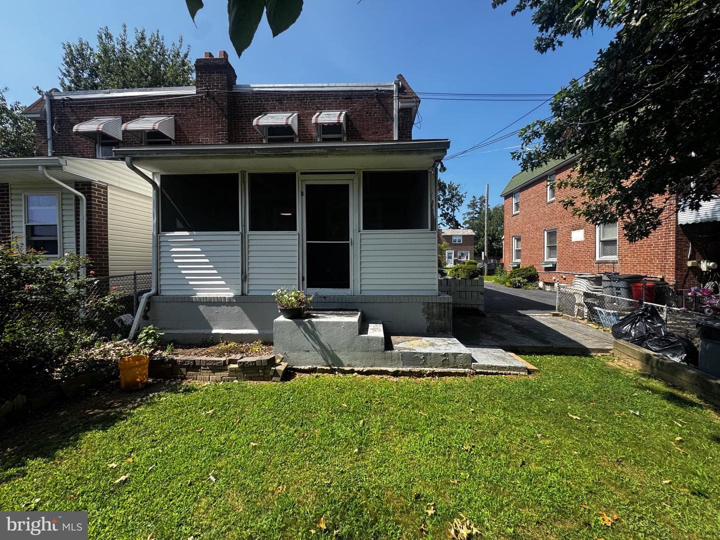 336 Holland Street photo 14