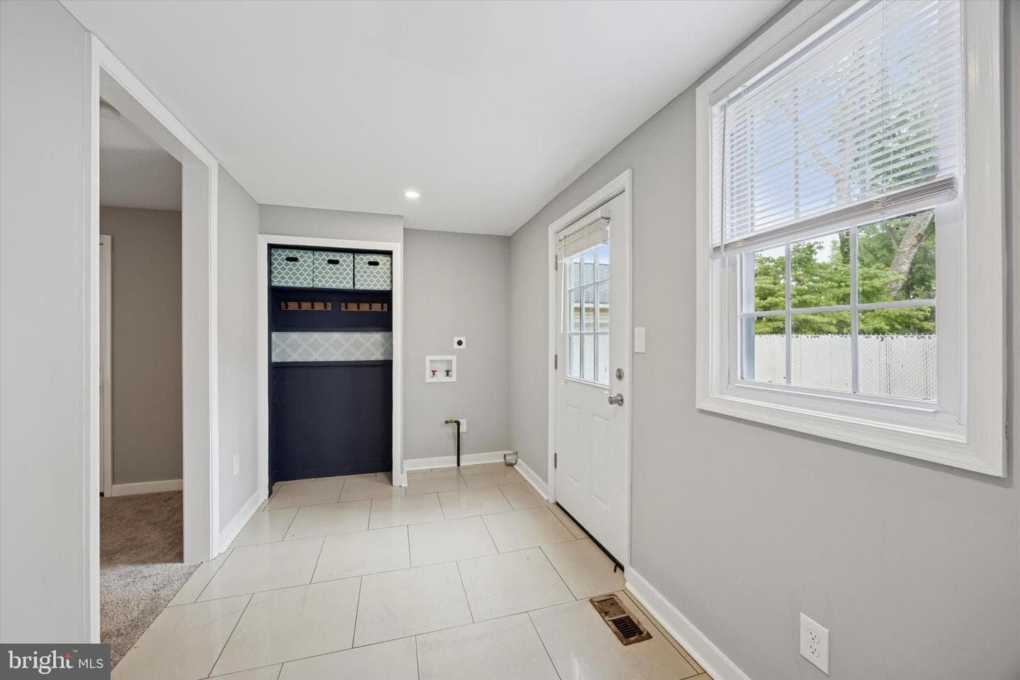 2415 Franklin Avenue photo 15