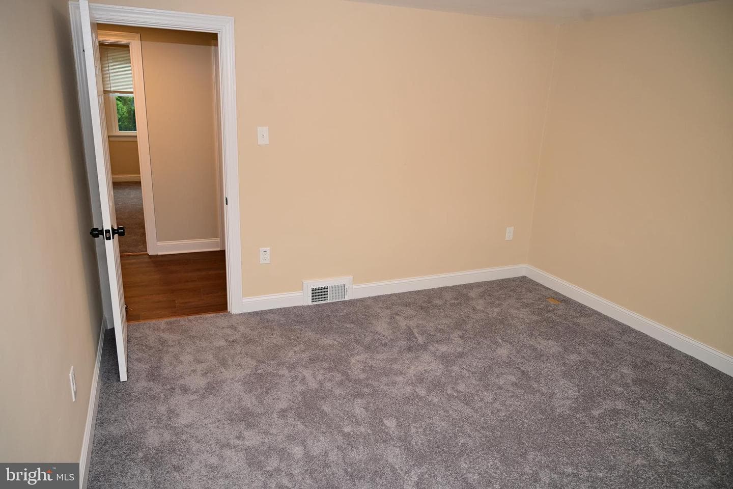 5107 Whitehall Drive photo 47