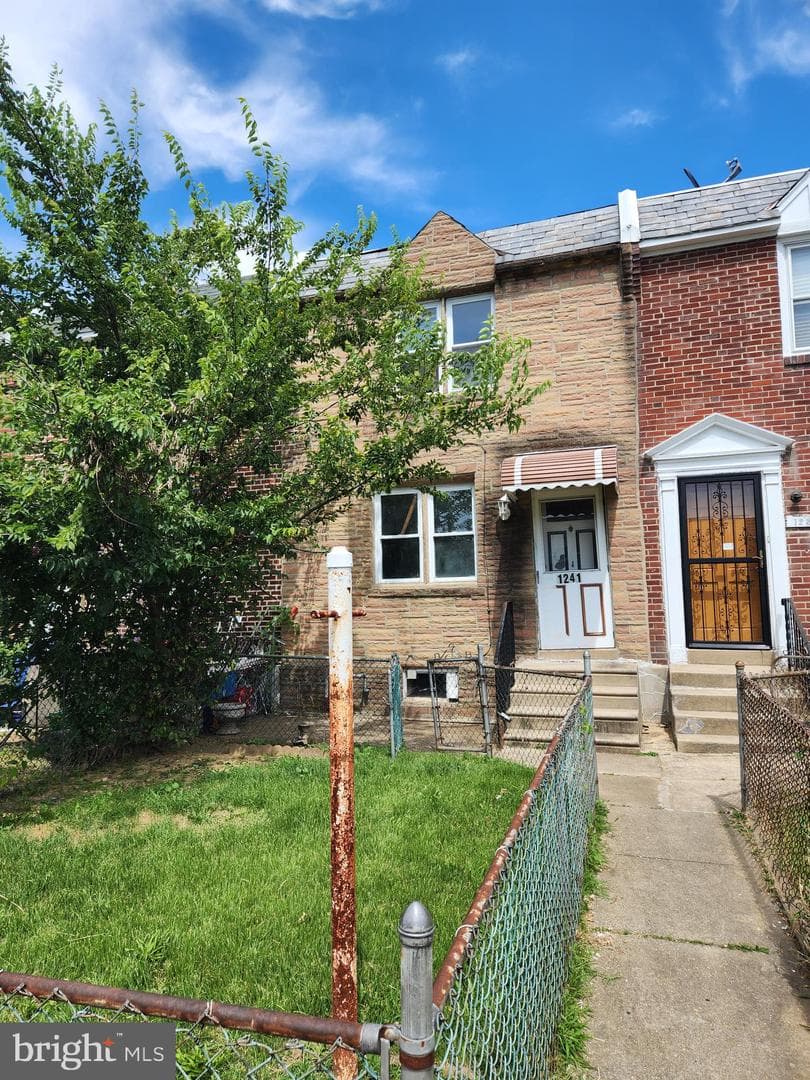 1241 Edgehill Road photo 5