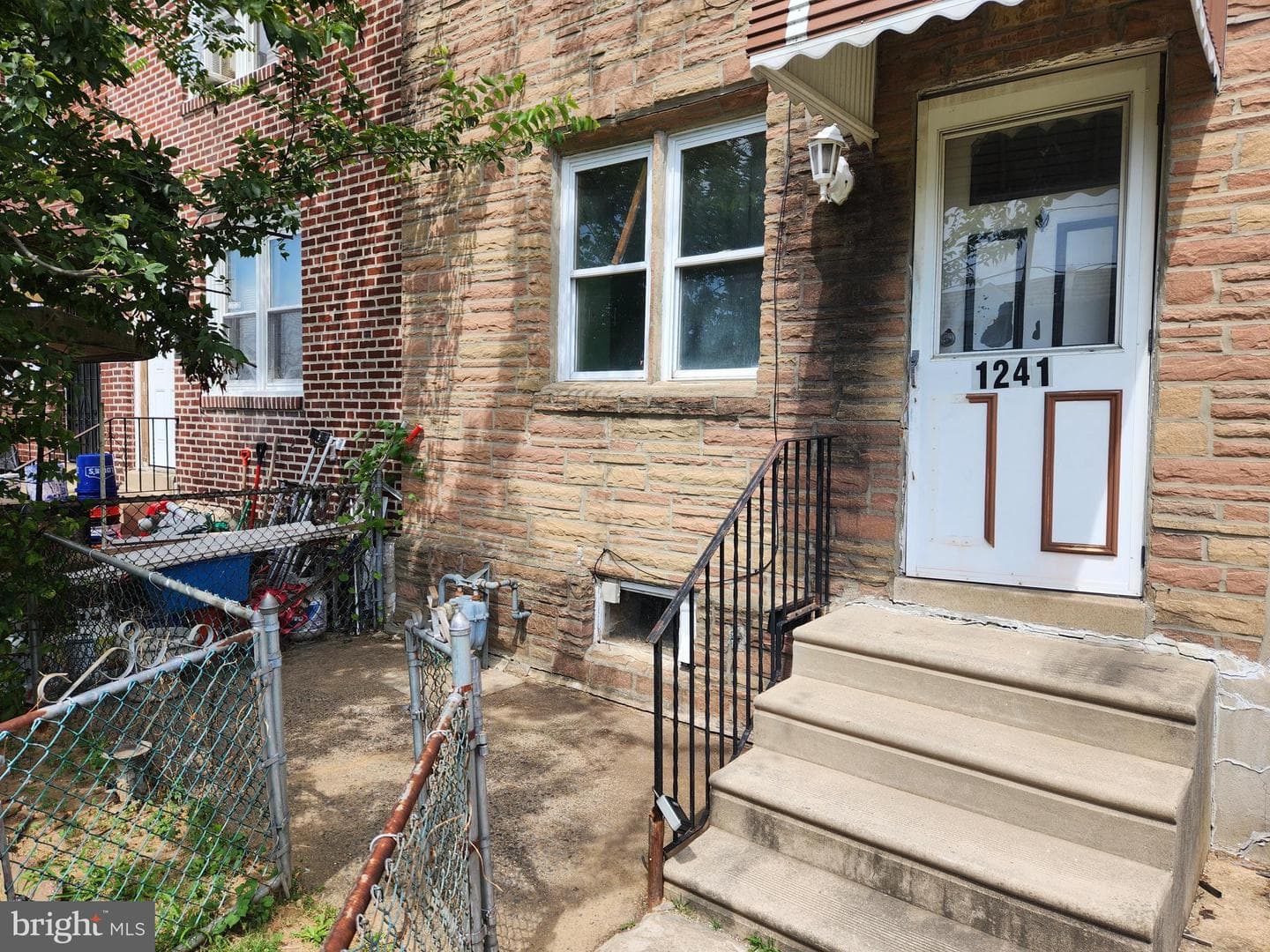 1241 Edgehill Road photo 8