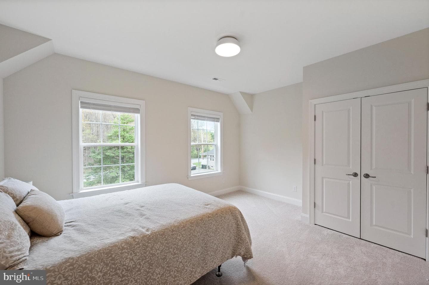 1037 Kirk Road photo 33