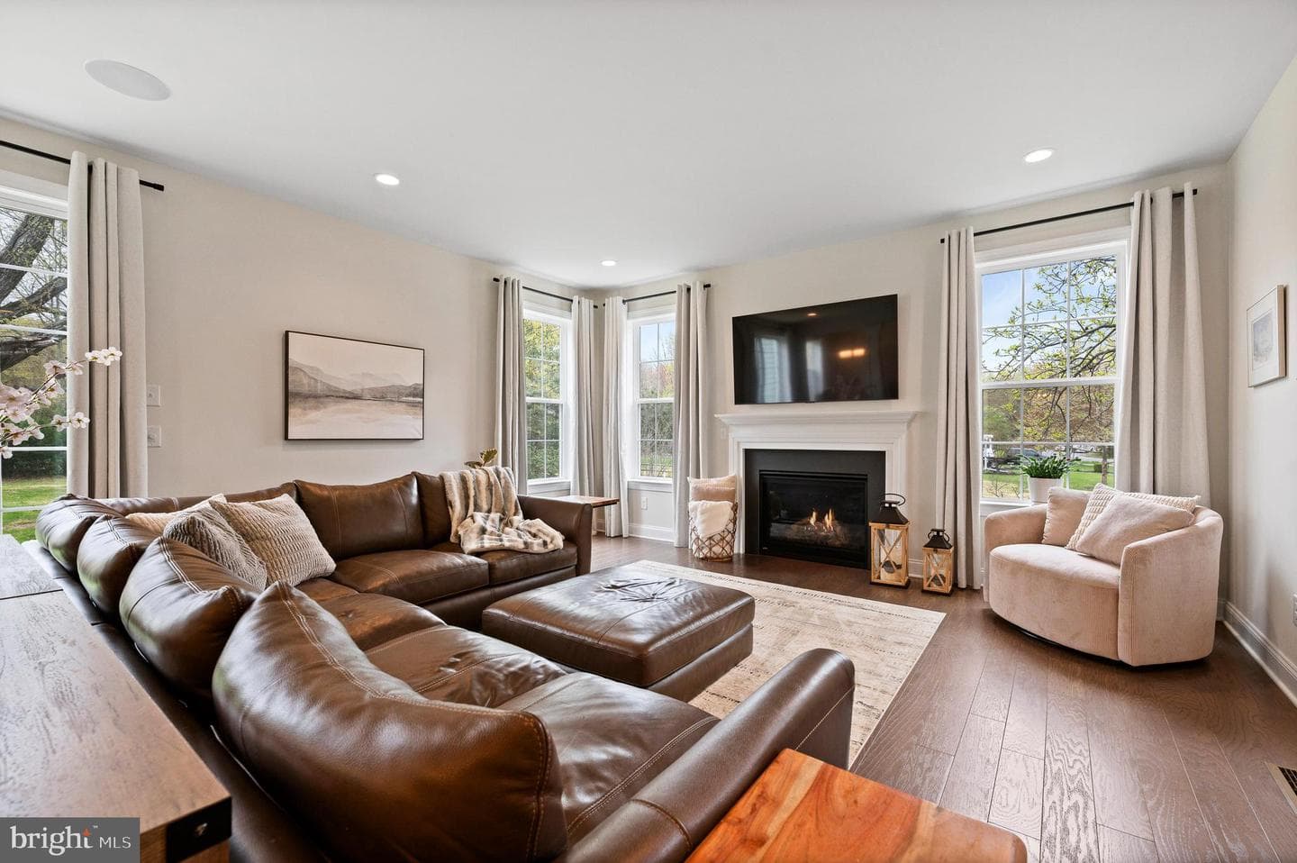 1037 Kirk Road photo 5