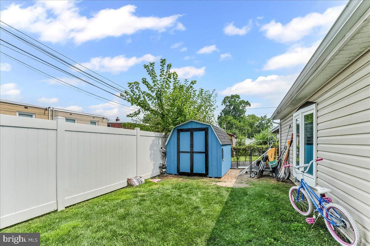 516 Edgewood Avenue photo 21