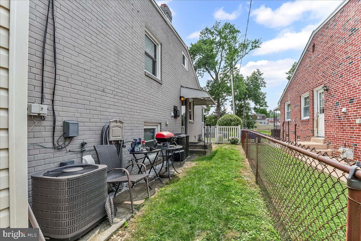 516 Edgewood Avenue photo 22