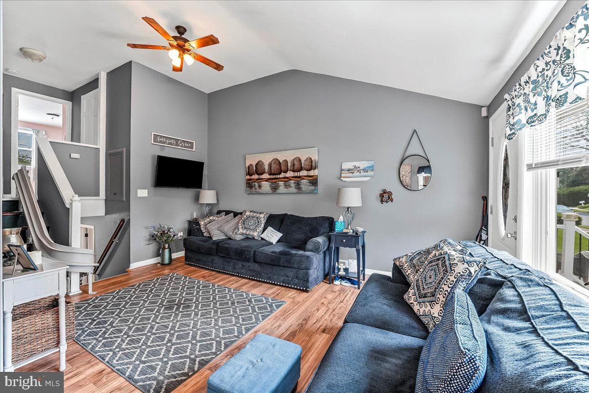516 Edgewood Avenue photo 4