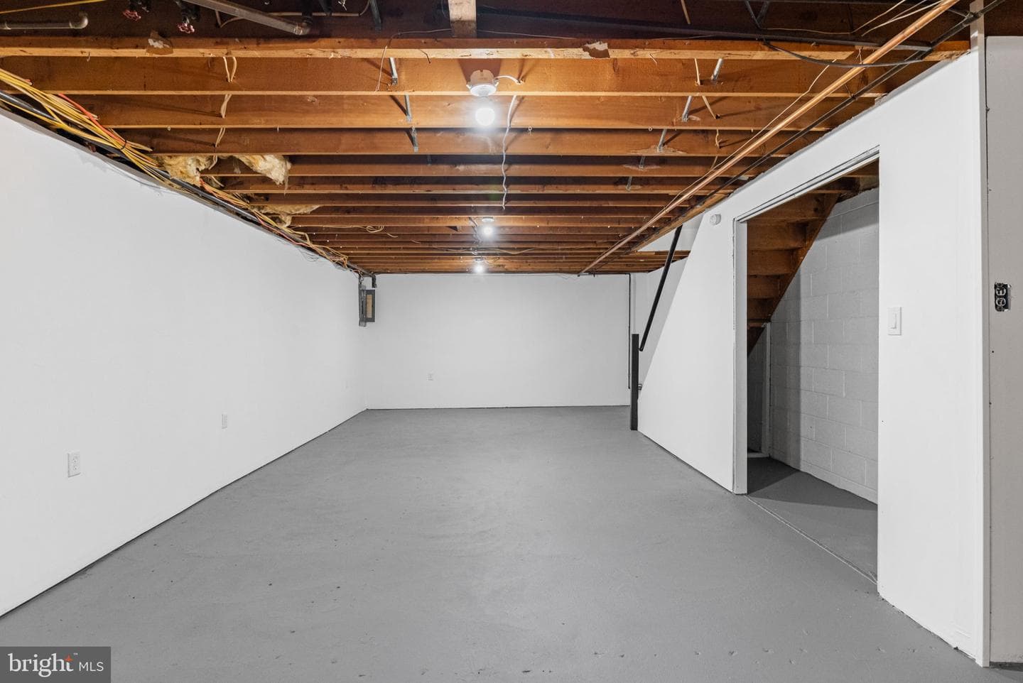 1274 Nicole Lane photo 29