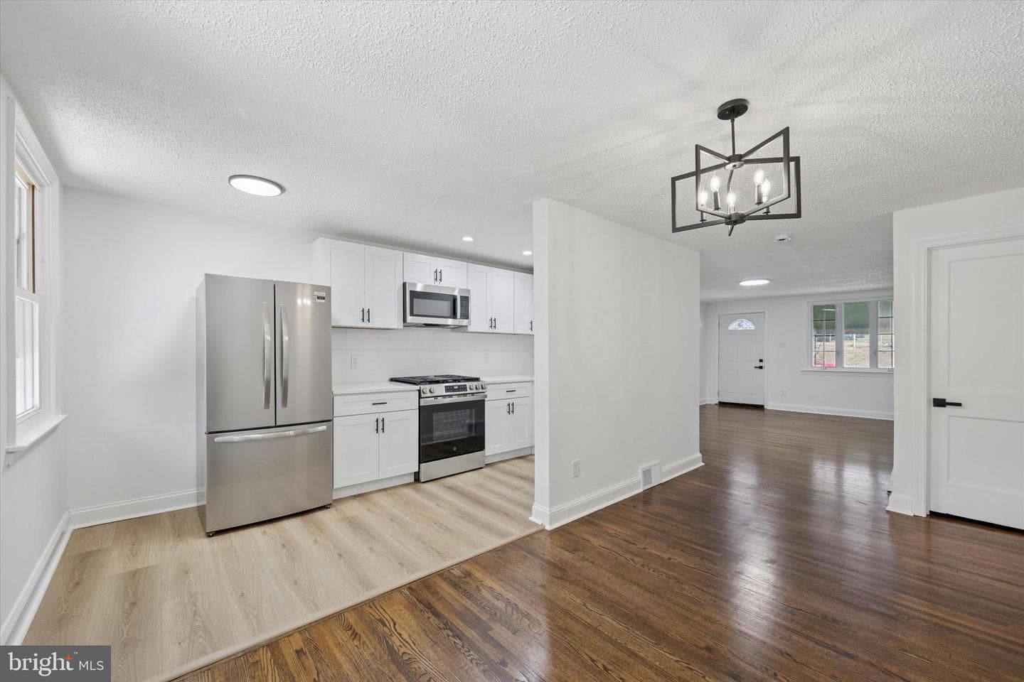 423 Seven Oaks Drive photo 12