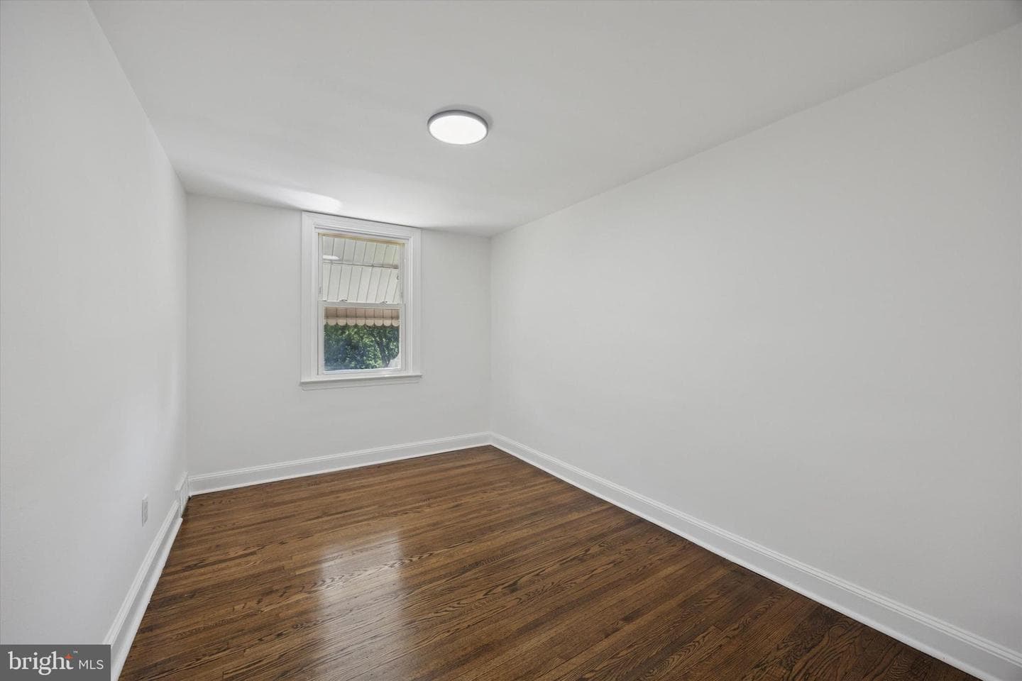 423 Seven Oaks Drive photo 19