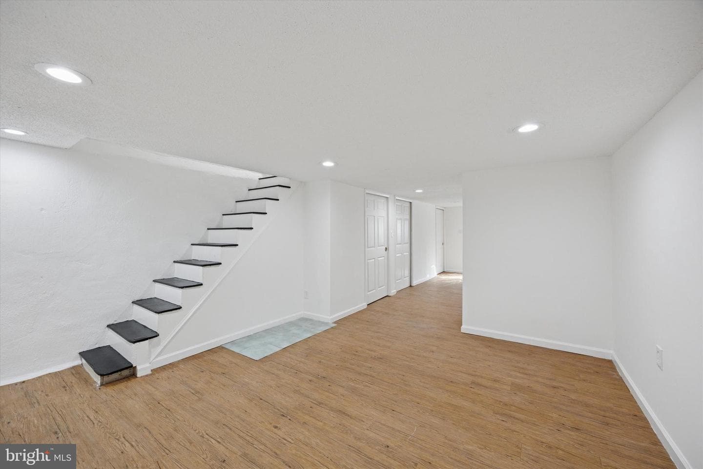 423 Seven Oaks Drive photo 21