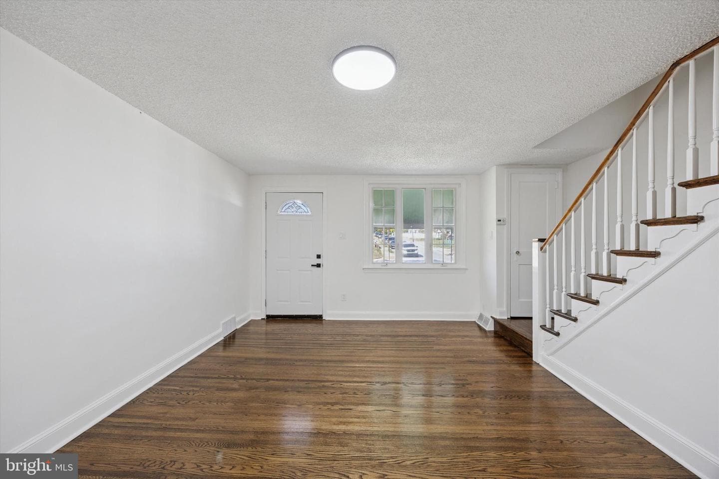 423 Seven Oaks Drive photo 7
