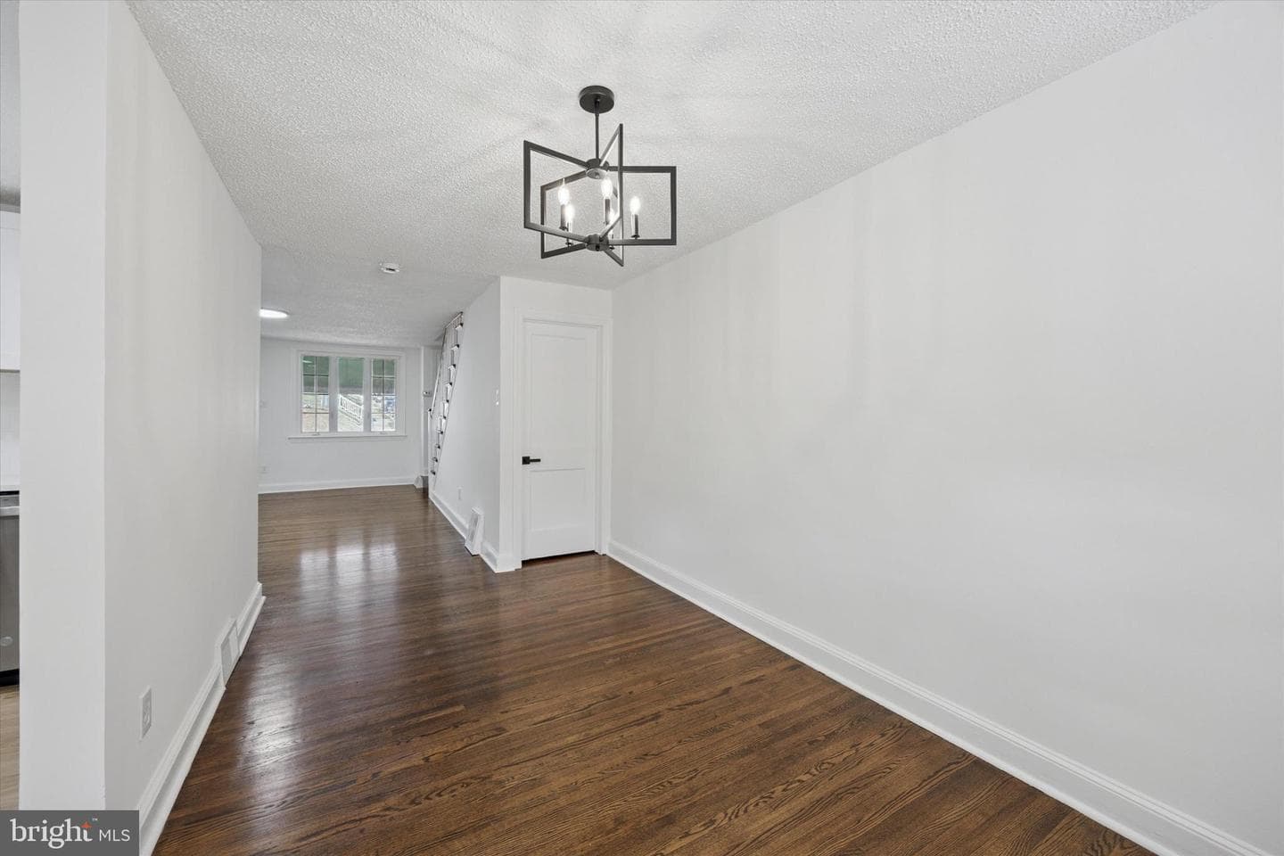 423 Seven Oaks Drive photo 9