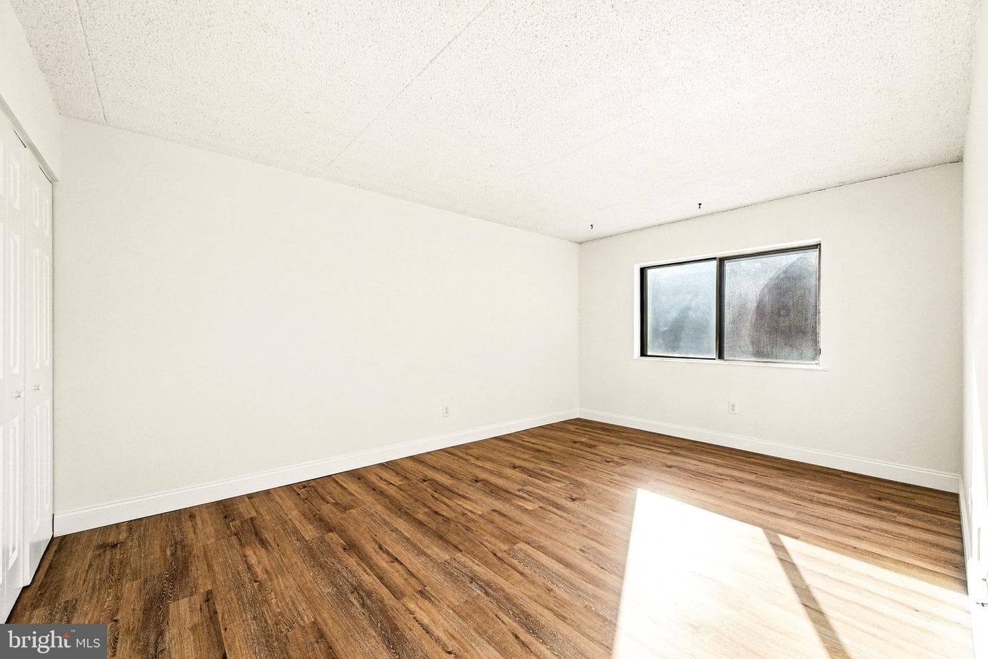 338 Saybrook Lane photo 19