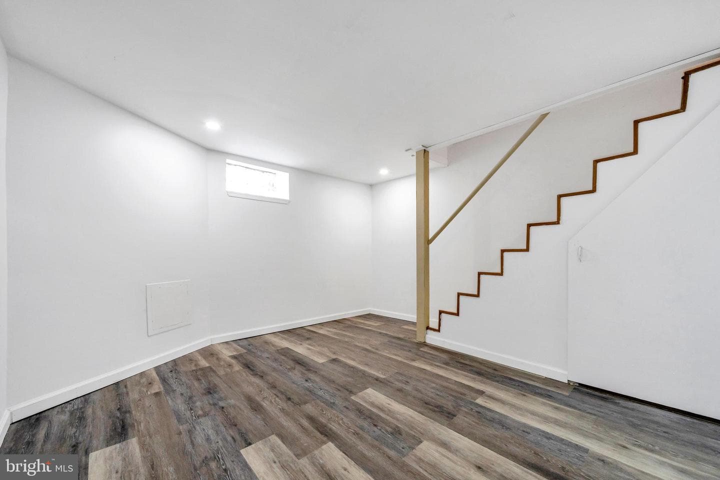 312 Golf Road photo 15