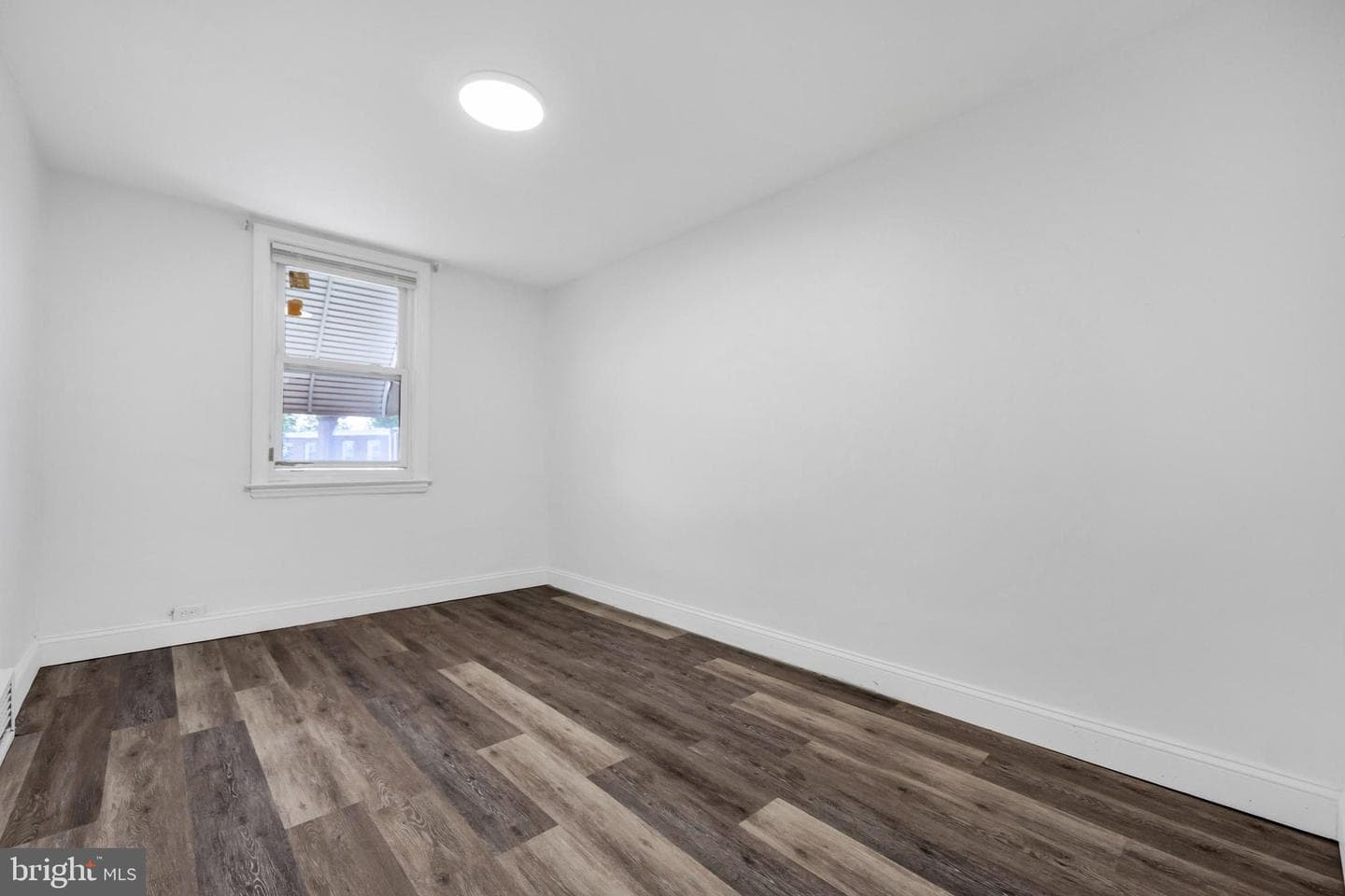 312 Golf Road photo 20