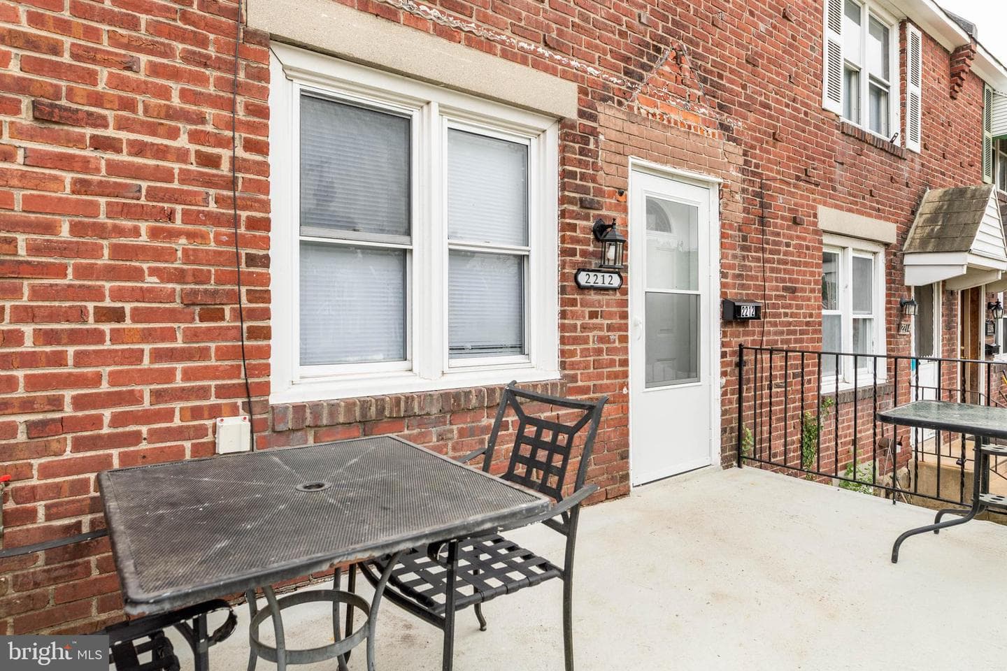 2212 Bond Avenue photo 3