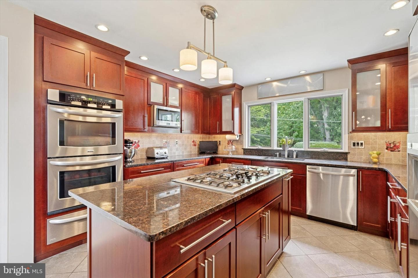 2789 Highland Avenue photo 9