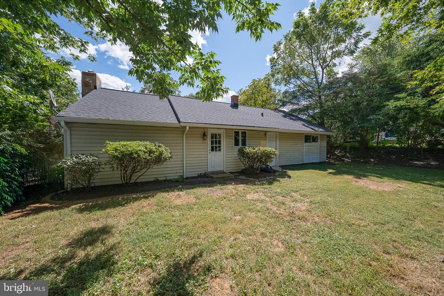 32 Pine Street photo 40