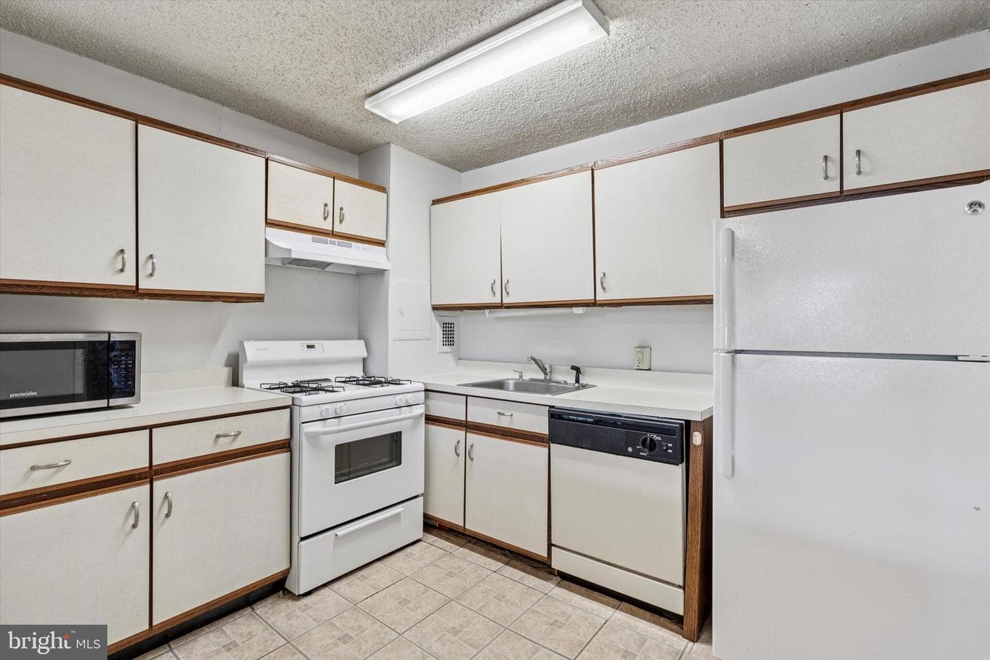 1030 E Lancaster Avenue #206 photo 14