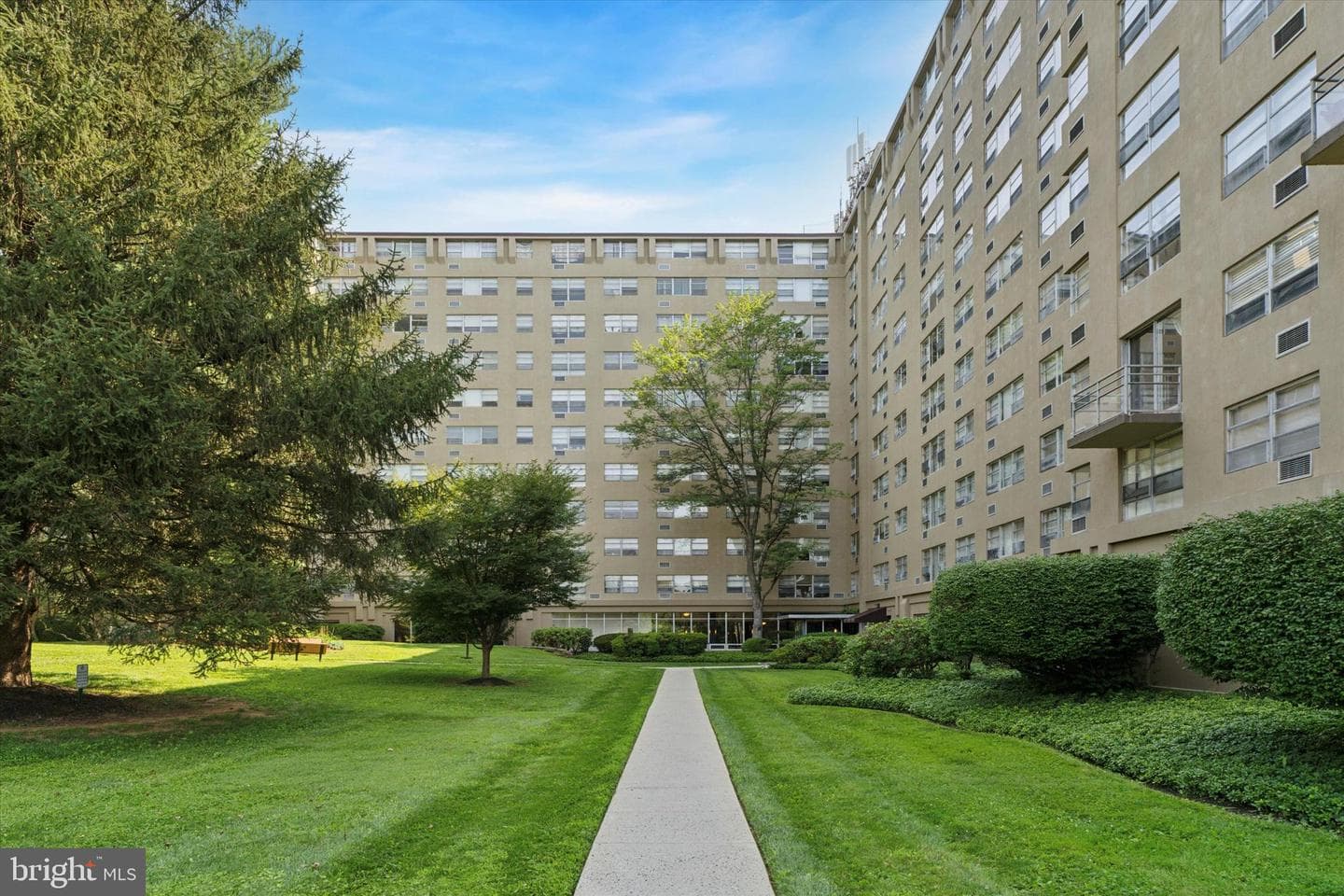 1030 E Lancaster Avenue #206 photo 32