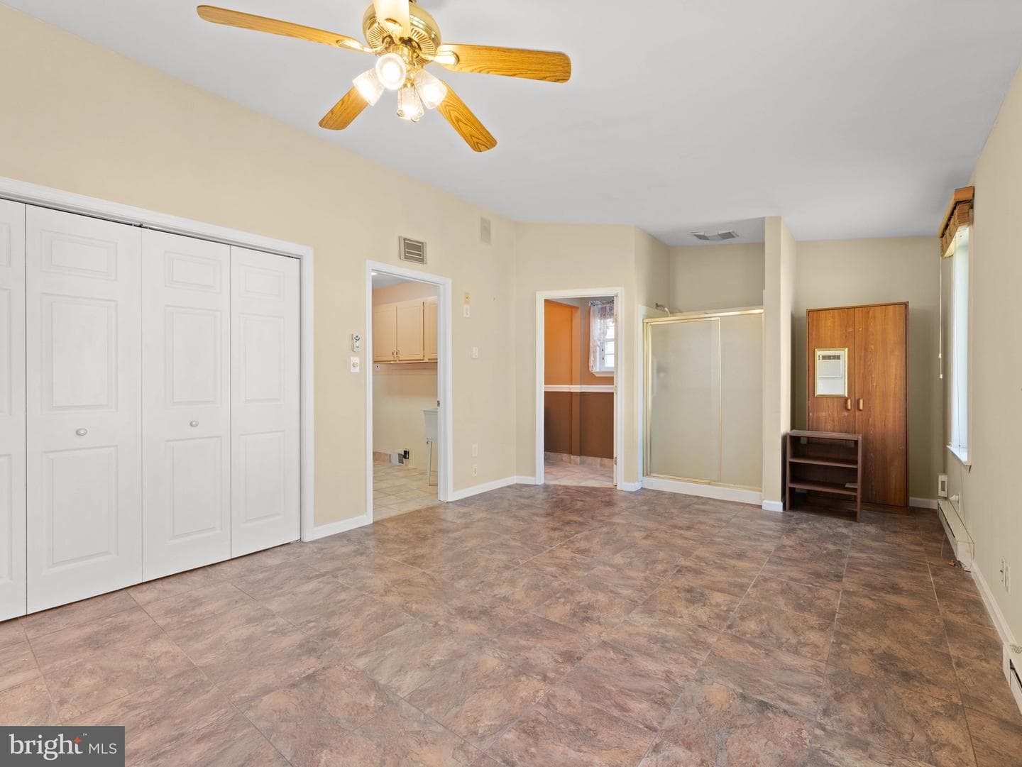 423 Sir Galahad Drive photo 20