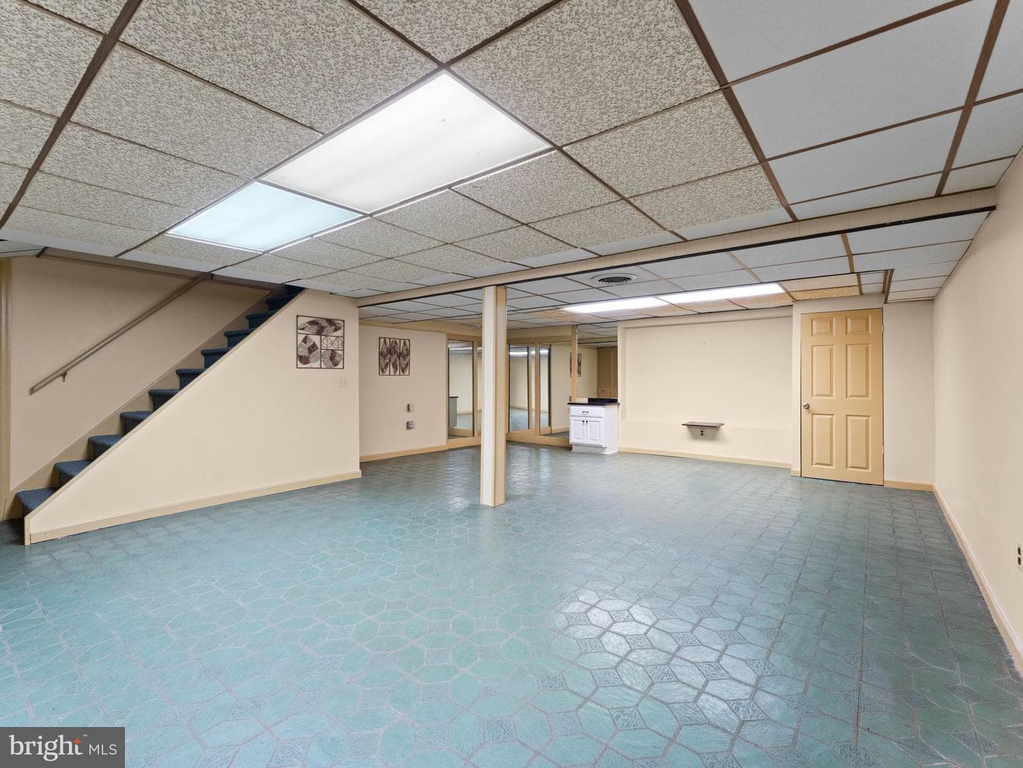 423 Sir Galahad Drive photo 37