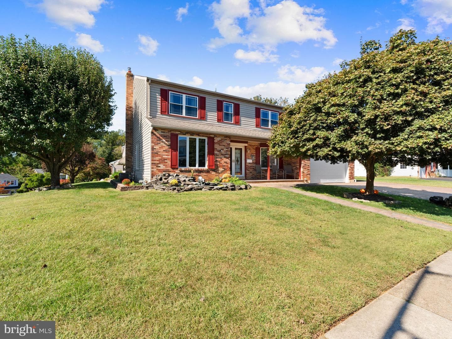 423 Sir Galahad Drive photo 45