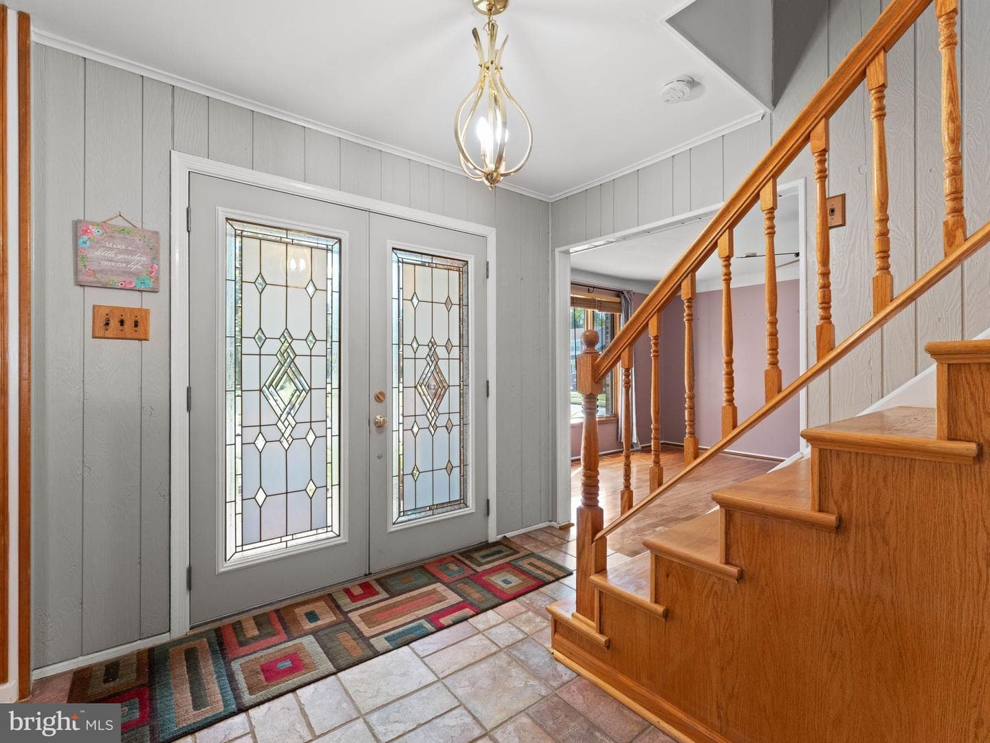 423 Sir Galahad Drive photo 8